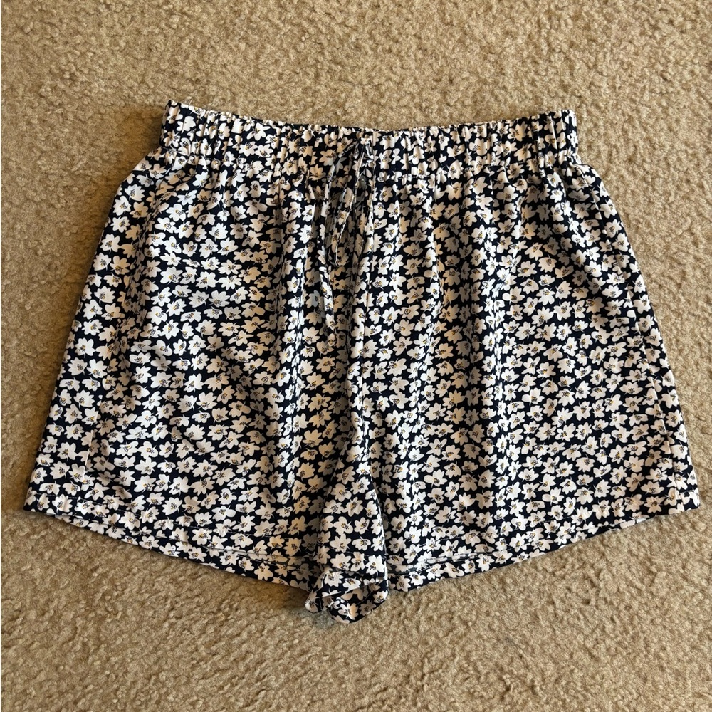 SHEIN Navy and White Floral Shorts